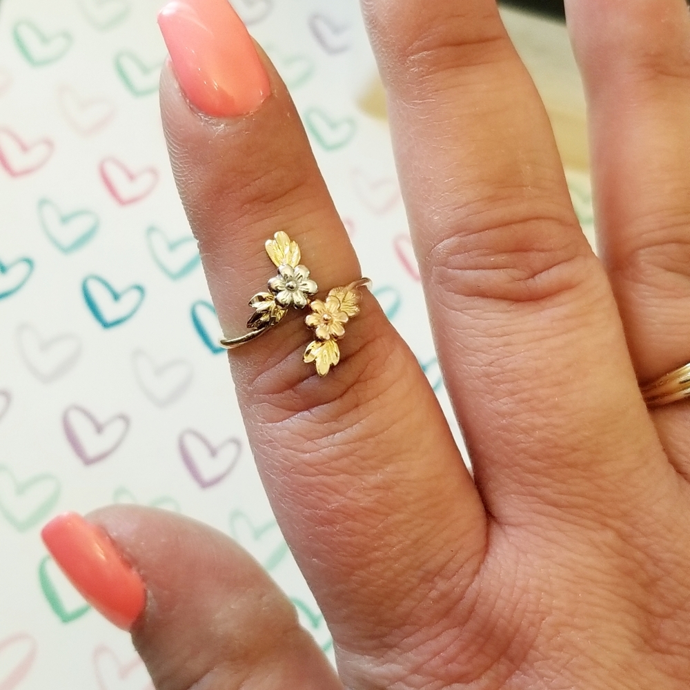10K Gold Floral Tri Color Bypass Ring - Picture 10 of 12